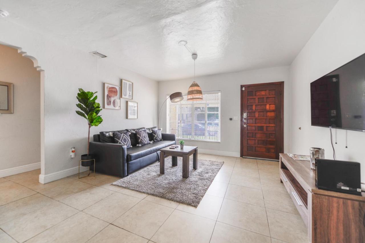 Amazing 3Br House 5 Minutes From Marlins Park Villa Miami Eksteriør billede